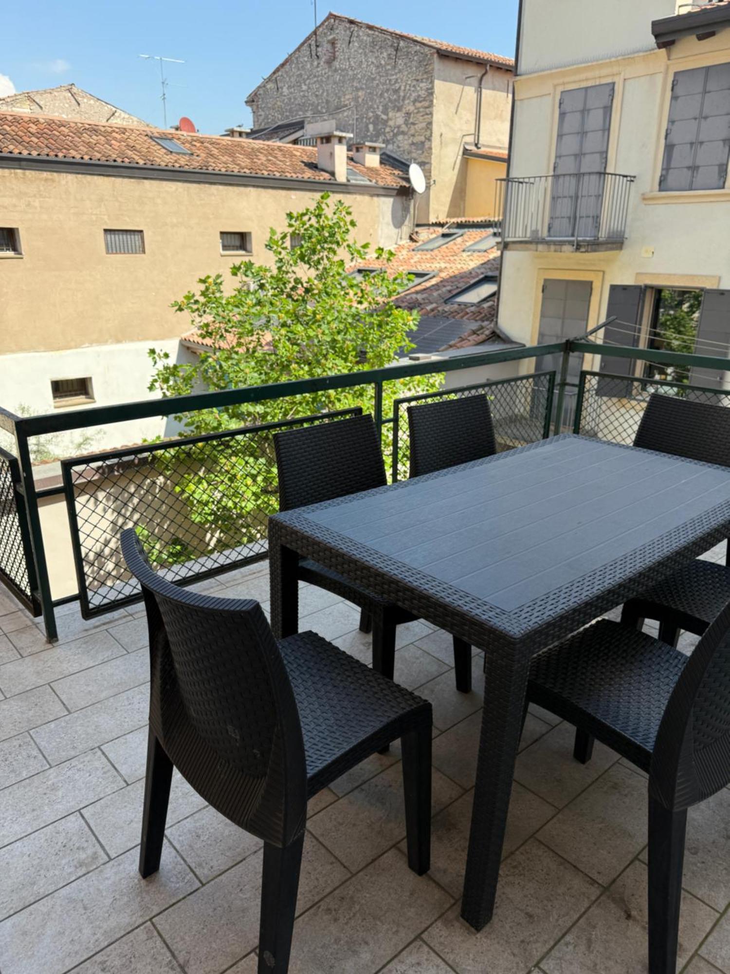 La Terrazza Di Vittoria Lägenhet Verona Exteriör bild